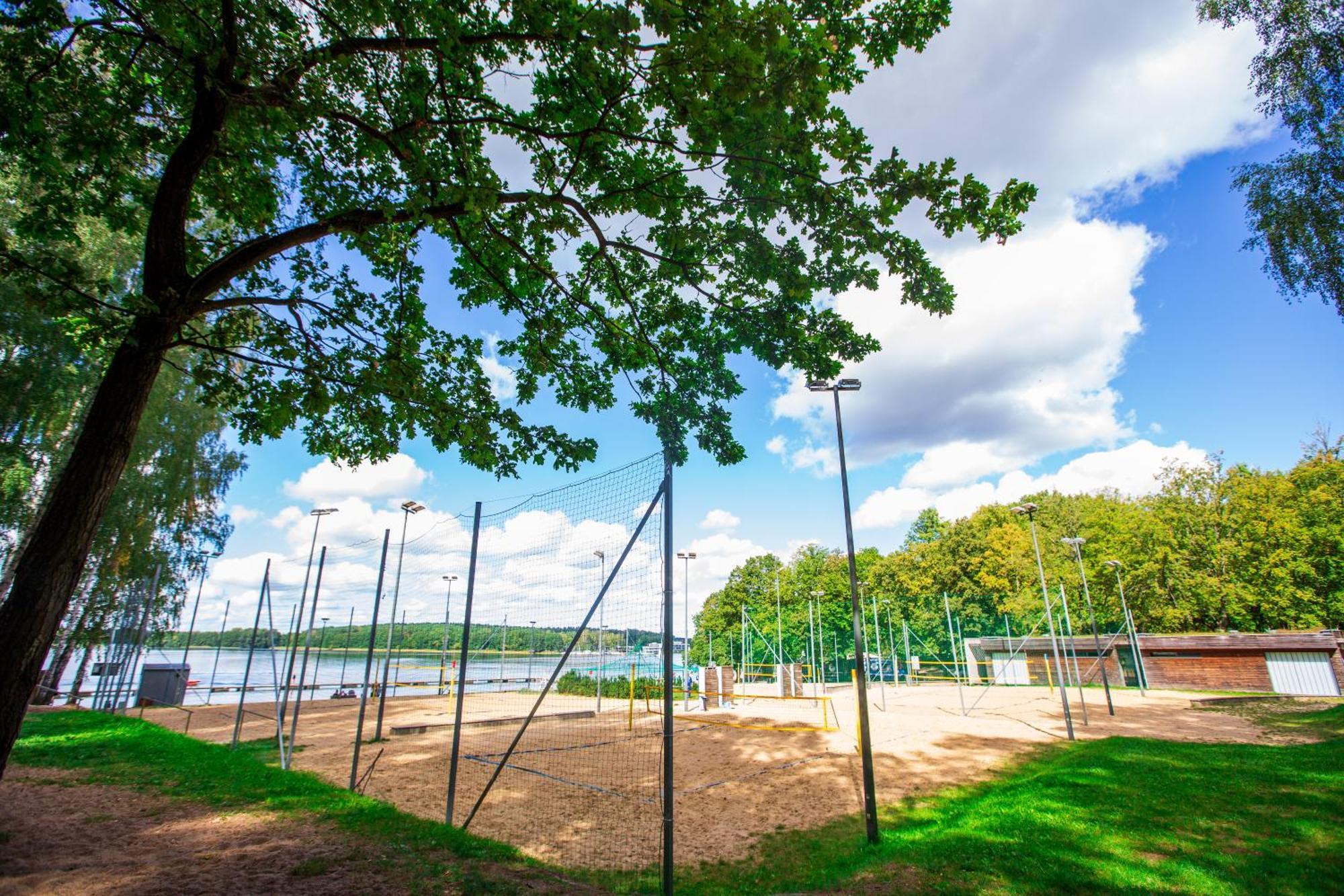 Ukiel Park 40 Przy Plazy Miejskiej - Klimatyzacja,free Parking,fv Апартаменти